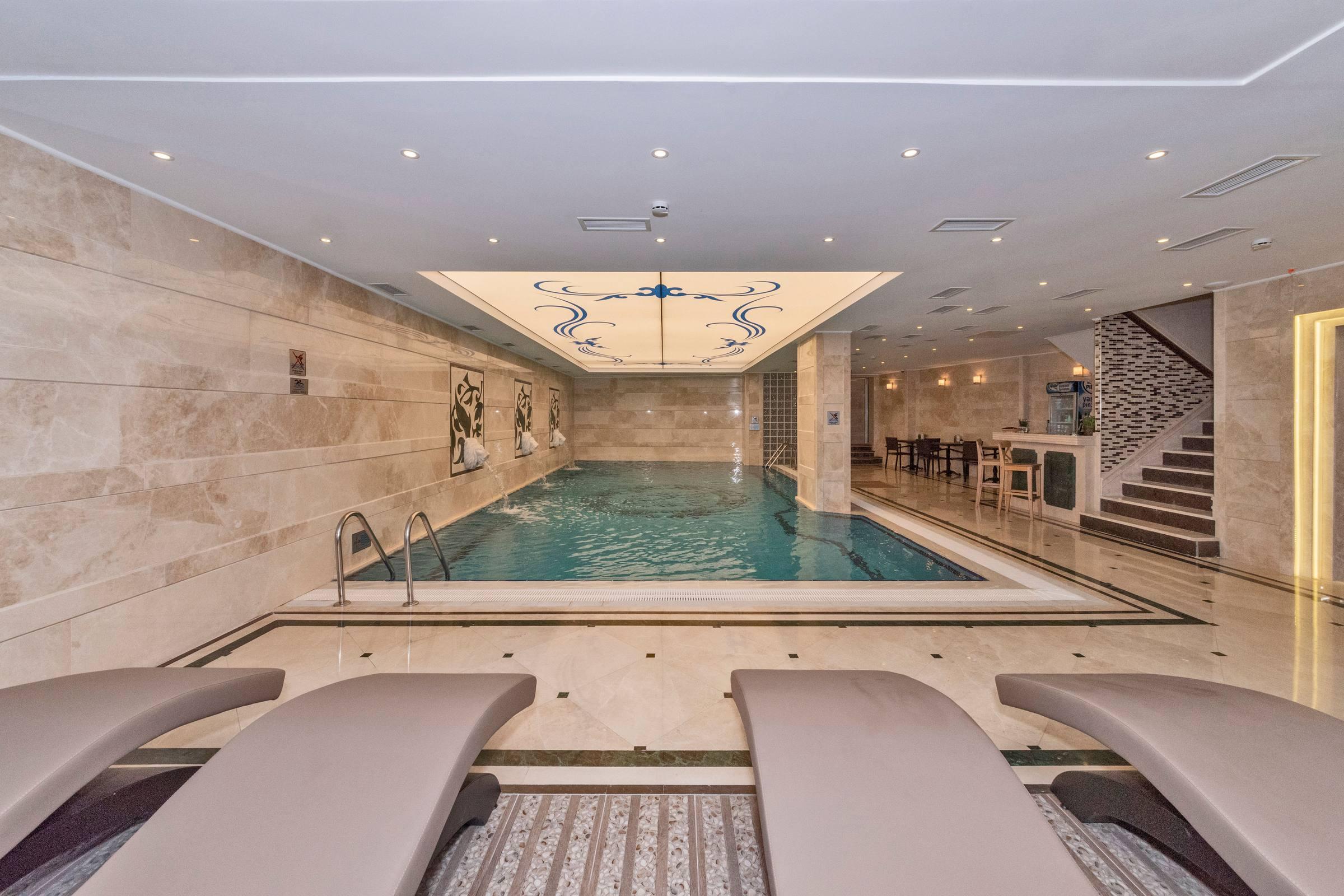 Piya Sport Hotel Istanboel Buitenkant foto