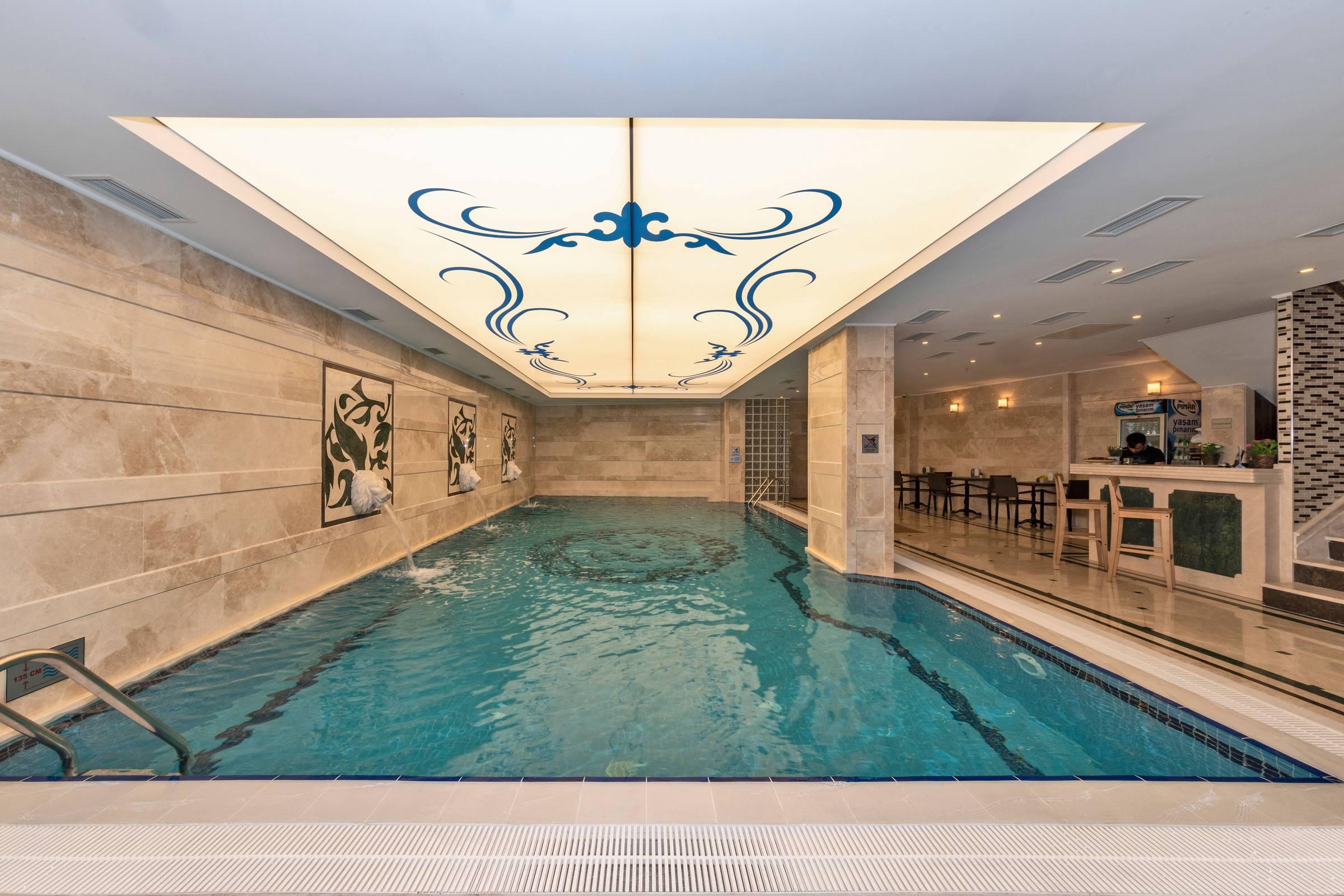 Piya Sport Hotel Istanboel Buitenkant foto